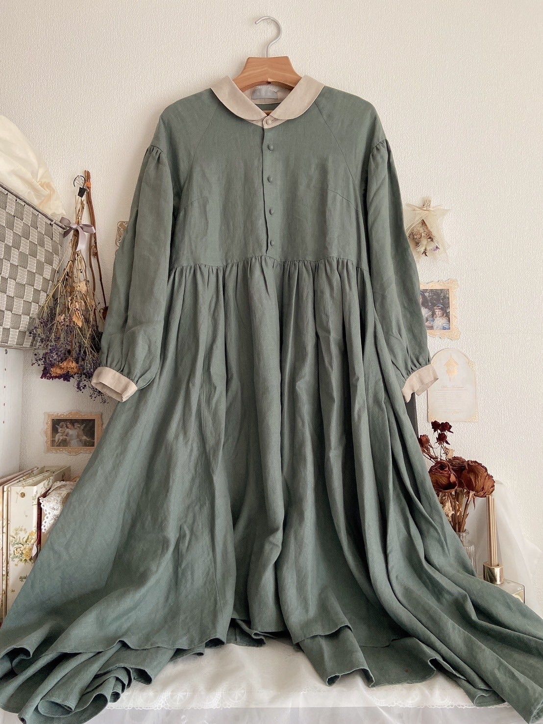 hazama 経年真価のワンピースカーキ ha｜za｜ma 経年真価のワンピース