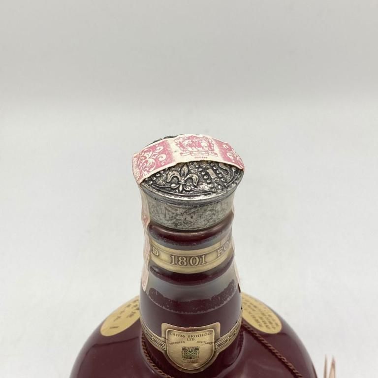 シーバス ロイヤルサルート 21年赤陶器 700ml 未開封 シーバス ロイヤルサルート21年未開封 ROYAL SALUTE 古酒 赤