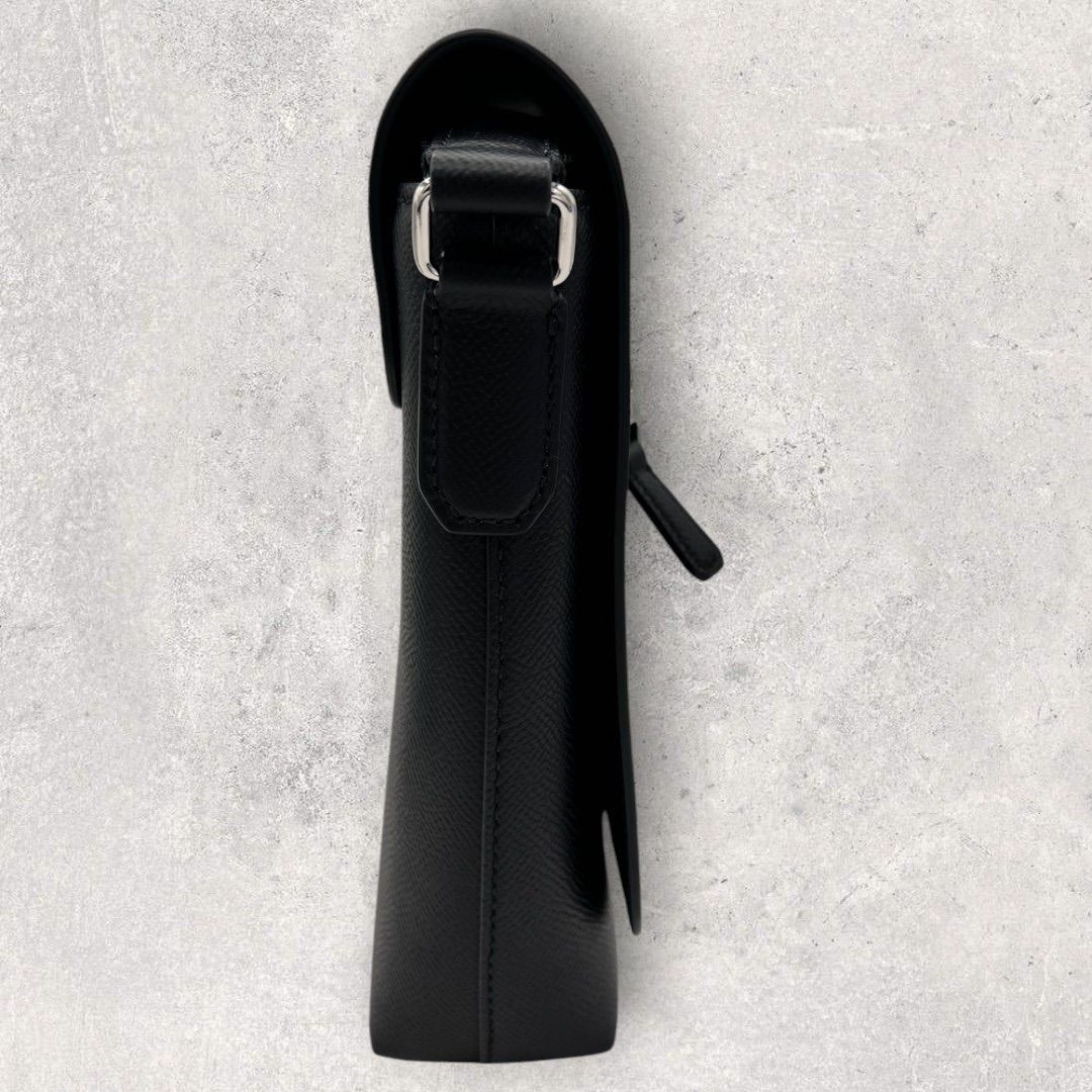 dunhill ショルダーバッグ 現行 未使用級 ダンヒル ショルダーバッグ