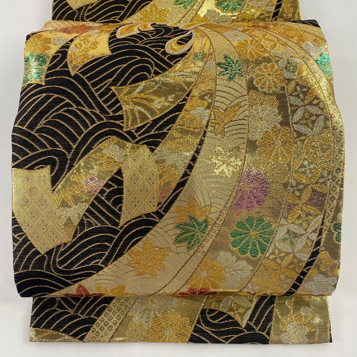 袋帯 美品 秀品 振袖向き 束ね熨斗 波 金銀糸 箔 黒 六通 正絹