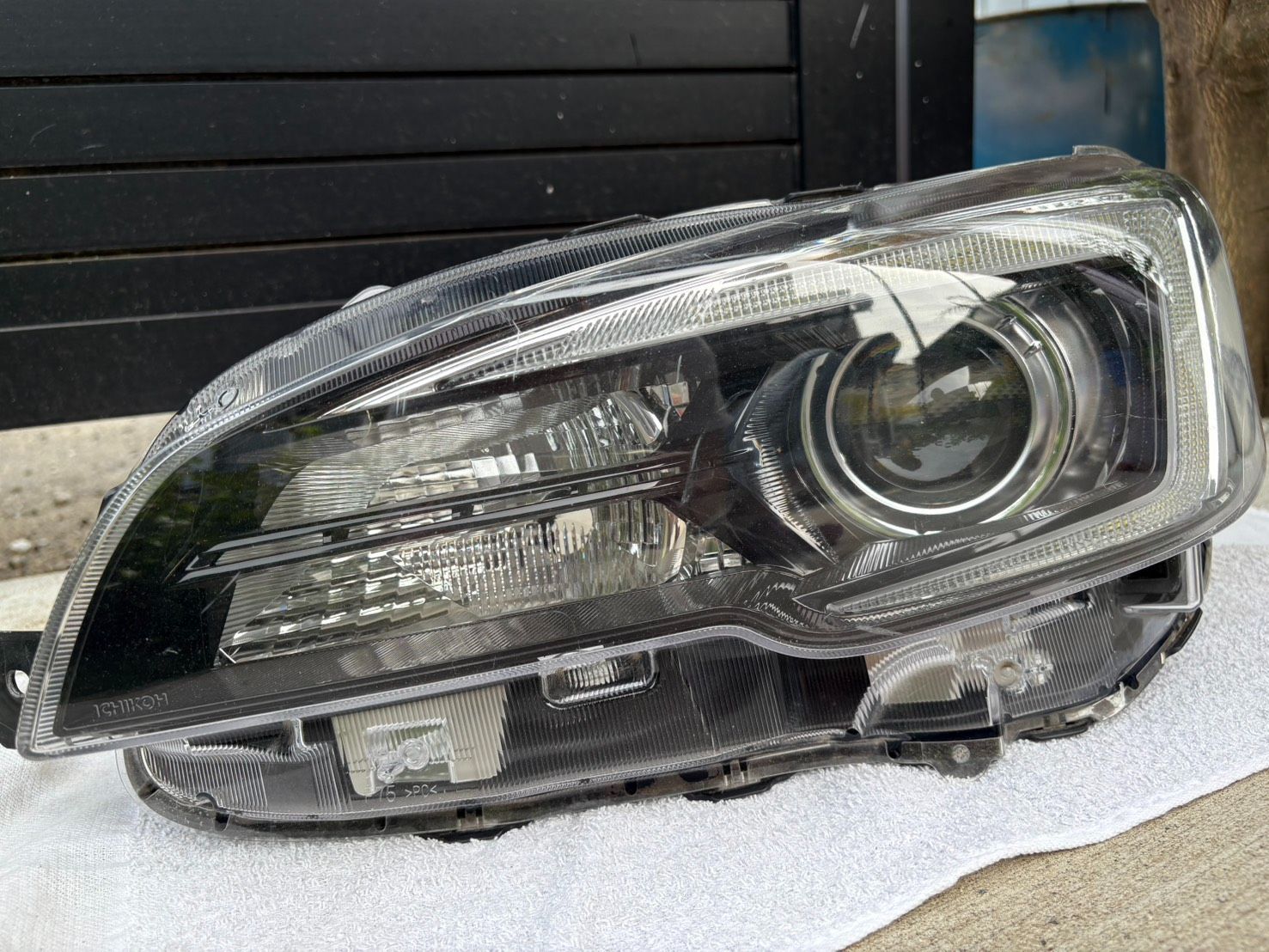 スバル レヴォーグ VM4 VMG 後期 左ヘッドライト ICHIKOH1941