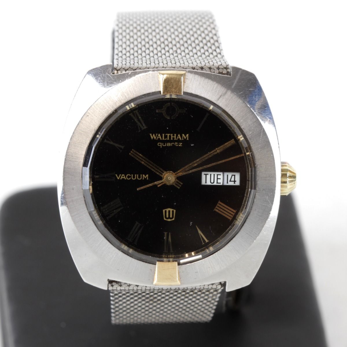 良品『USED』WALTHAM ウォルサム VACUUM 腕時計 クォーツ