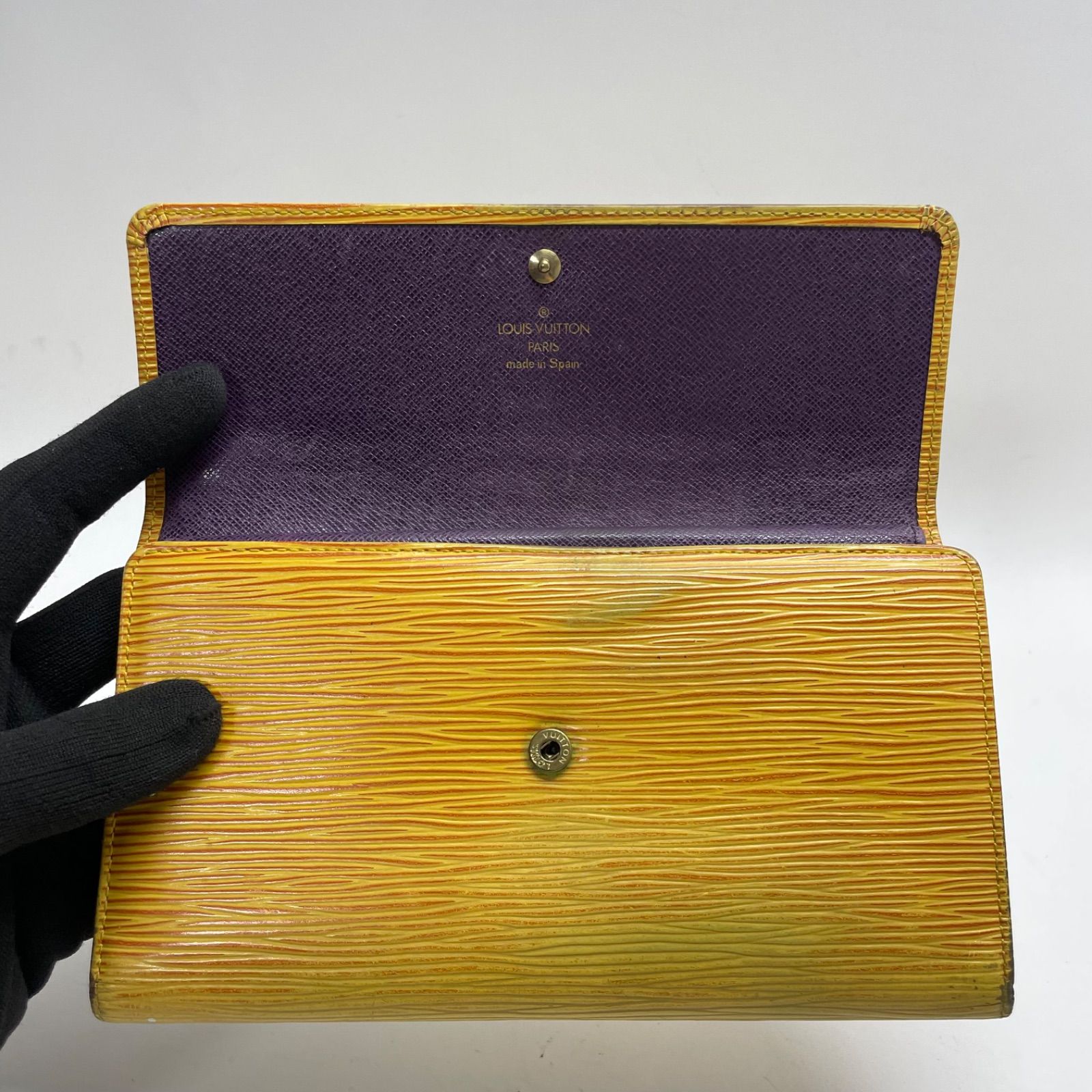 2277 LOUIS VUITTON ルイヴィトン エピ イエロー 長財布 三