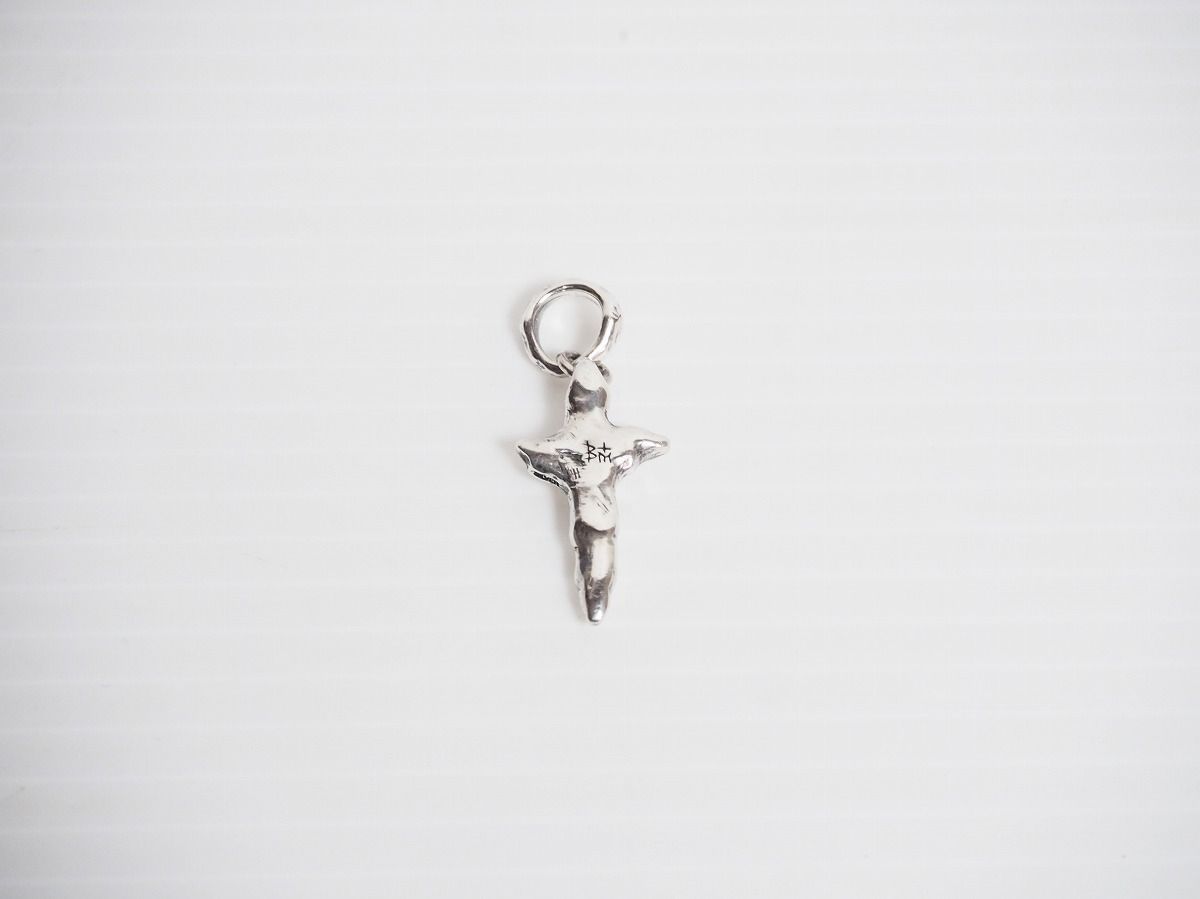 美品 Bloody Mary ブラッディマリー ステールラ クロス