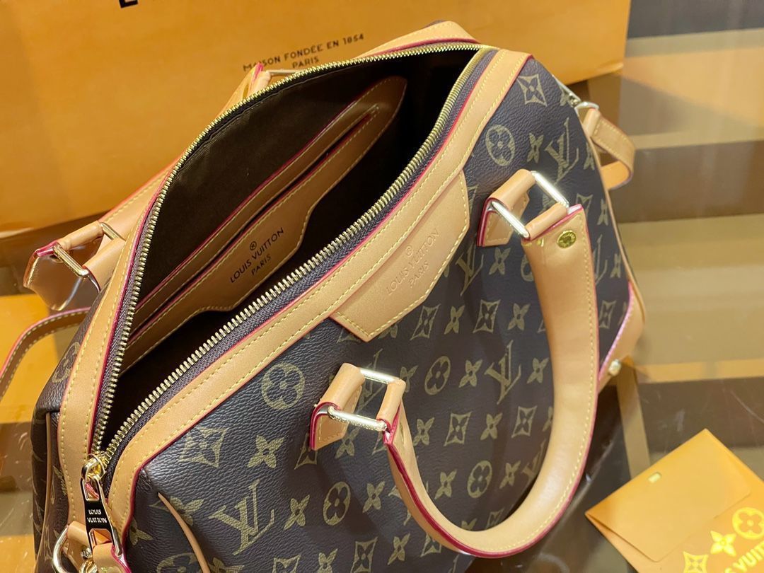 激レア LOUIS VUITTON ルイヴィトン ショルダーバッグ