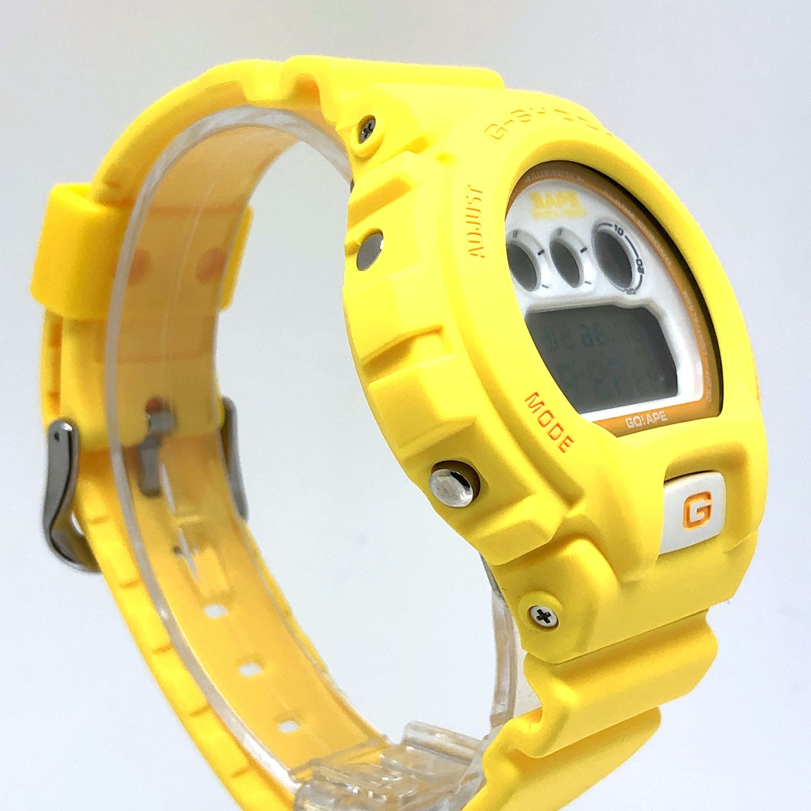 ガ*ジ様 APE G-SHOCK DW-6900 BAPE コラボ イエロー　黄 APE G-SHOCK DW-6900 BAPE コラボ イエロー黄色