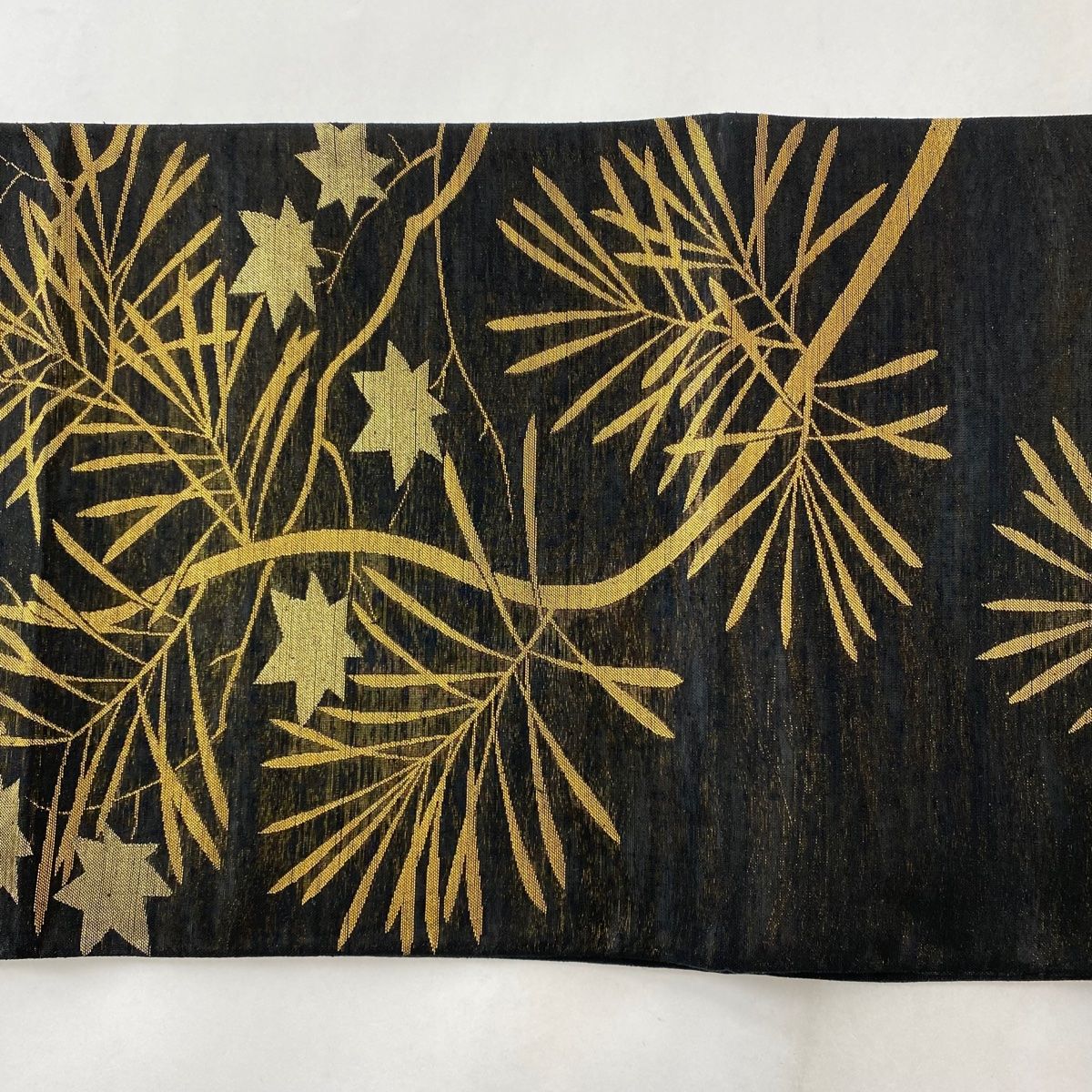 袋帯 美品 秀品 夏帯 夏紬地 枝葉 箔 黒 六通 正絹 【中古