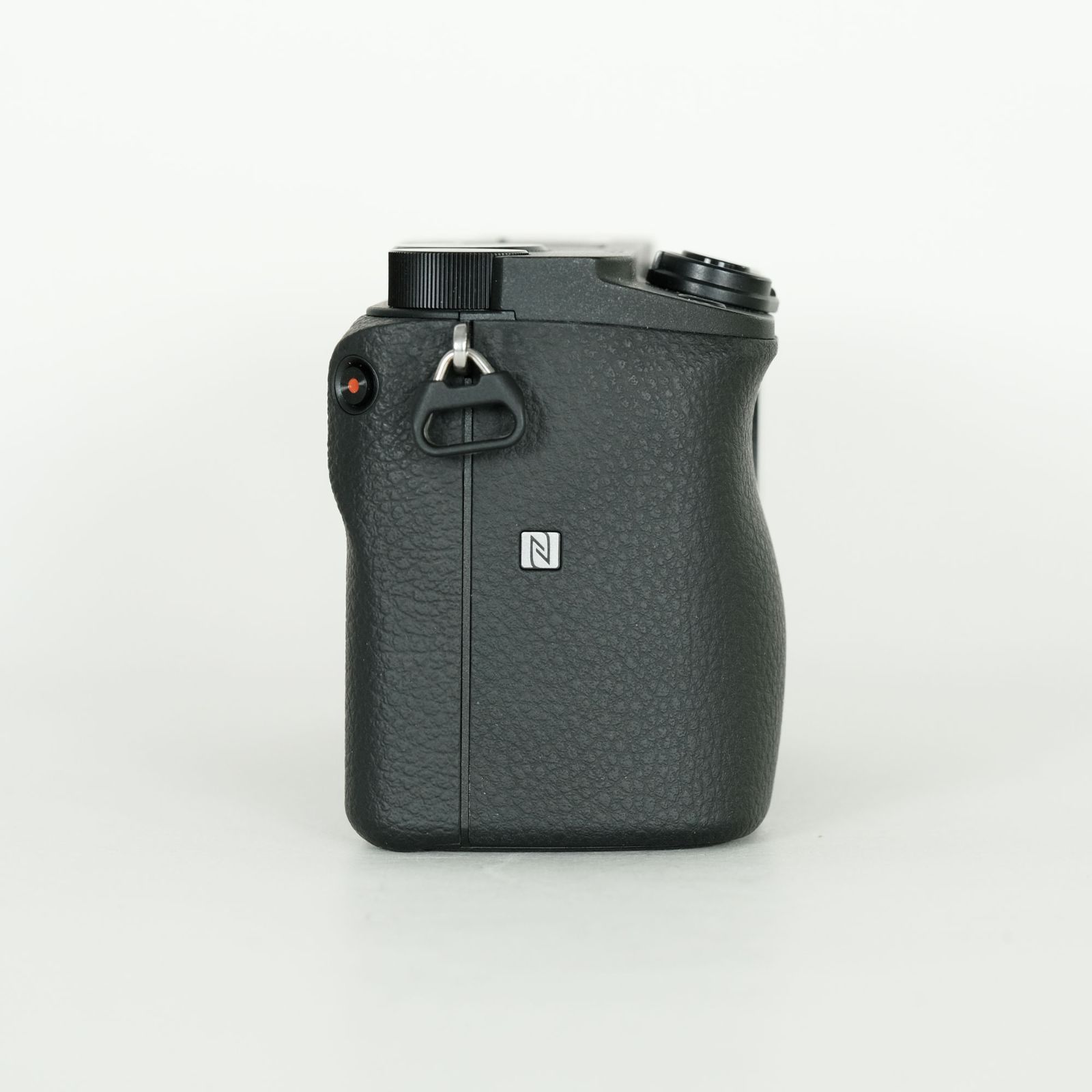 美品｜シャッター数1,844回] SONY α6400（ILCE-6400） [ボディ