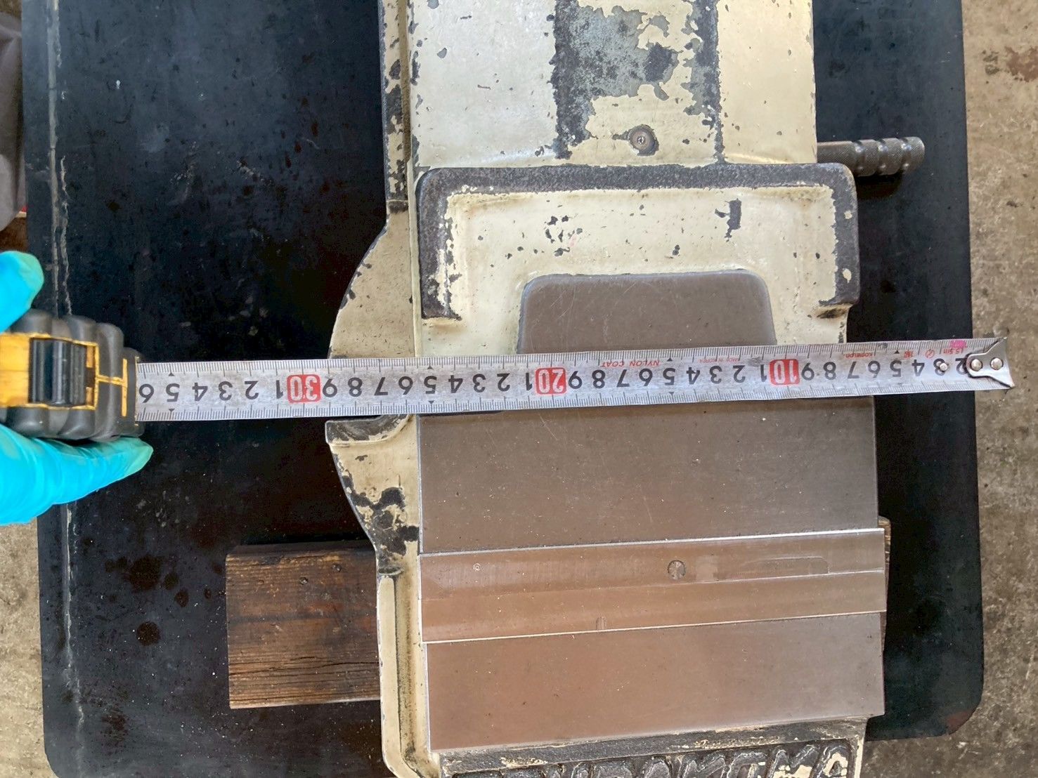 ハンドル無し ワーク保持