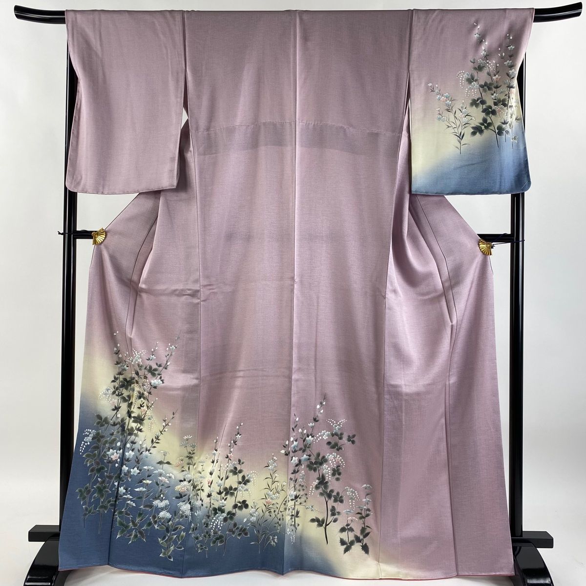 振袖 身丈168.5cm 裄丈67cm M 袷 落款あり 橘 団扇文 縮緬 ぼかし 黒 正絹 名品 中古 振袖 身丈168.5cm 裄丈67cm M 袷 徳永憲峯 やまと 落款あり 辻が花