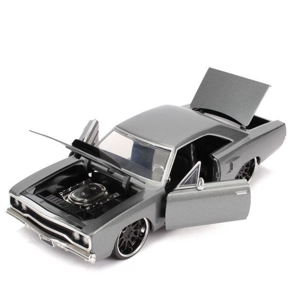 JADATOYS 1/24サイズ ワイルドスピード ミニカー ドミニク・トレット