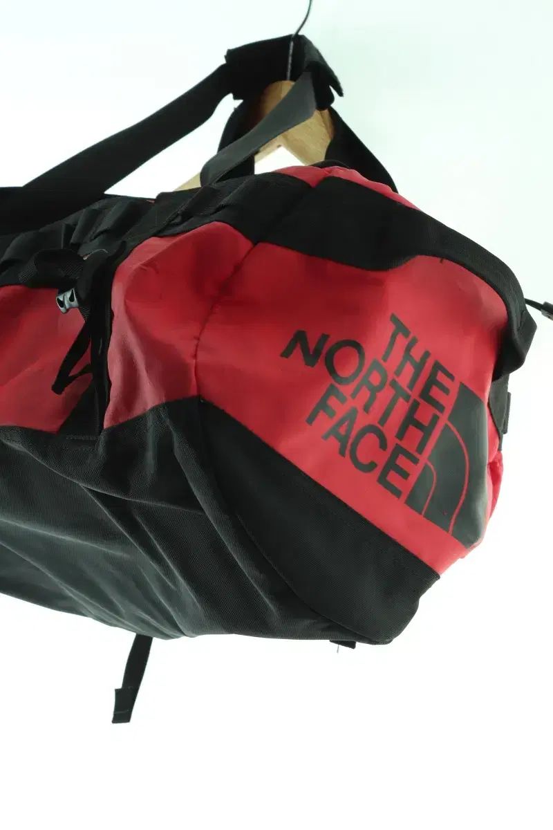 F THE NORTH FACE ザノースフェイス バッグ レッド ダッフルバッグ 旅行 キャンピング スポーツ-24CA