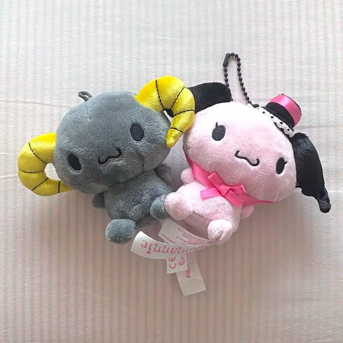 Sanrio サンリオ ロロマンティック マスコット 人形 キーリング 2000 ザ イヤーズ シナモロール 友達