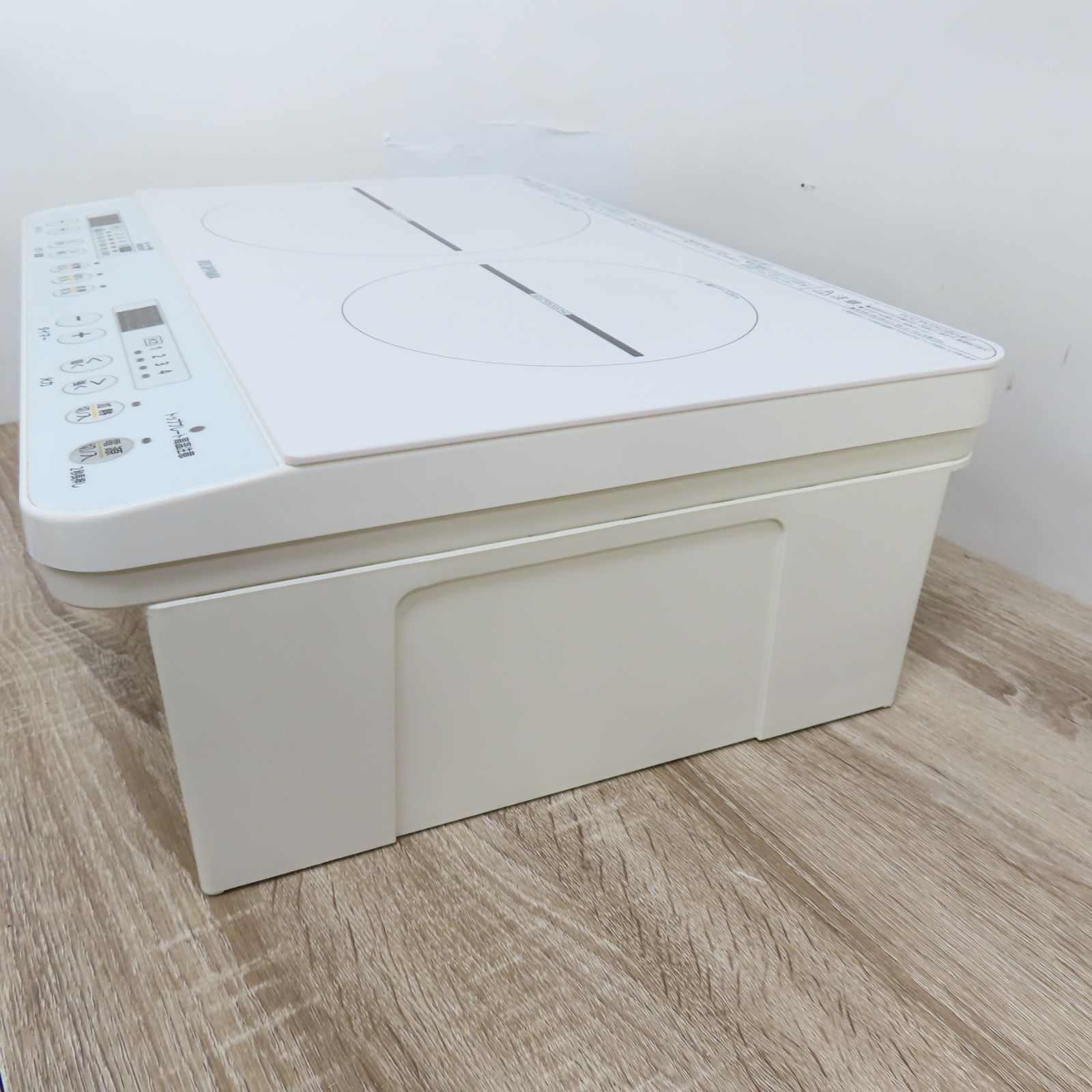 美品 アイリスオーヤマ IRIS OHYAMA 2口 IHコンロ 脚付 IHK-W12S 美品 アイリスオーヤマ IRIS OHYAMA 2口 IHコンロ 脚付 IHK-W12S