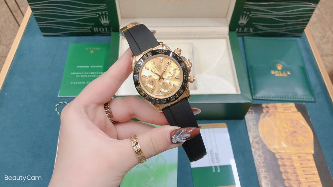 今日 Rolex デイトナ コスモグラフ シリーズ腕時計