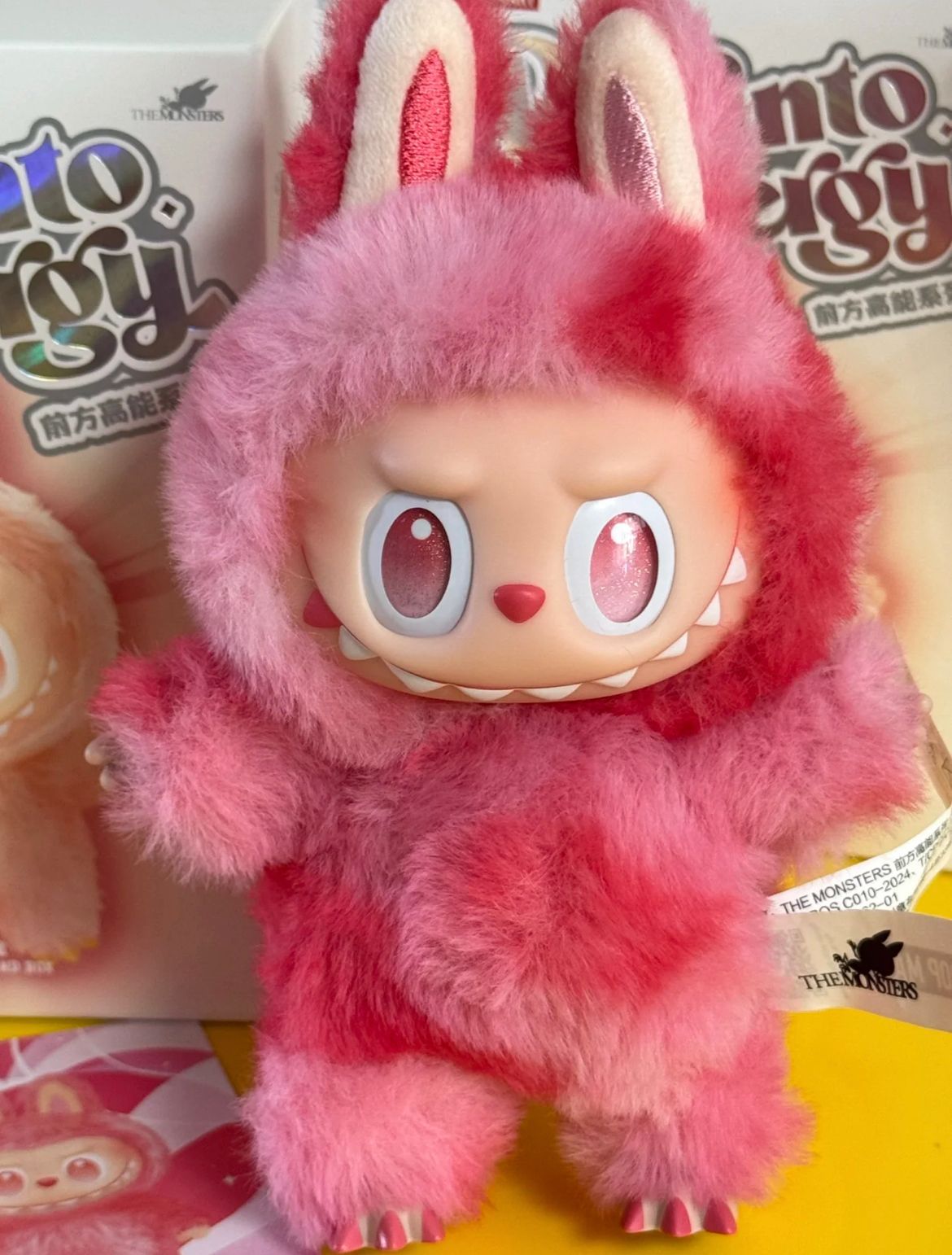 POP MART LABUBUラブブ LOVE ぬいぐるみキーホルダー 正規品 袋未開封 POP MART LABUBUラブブ LOVE ぬいぐるみ
