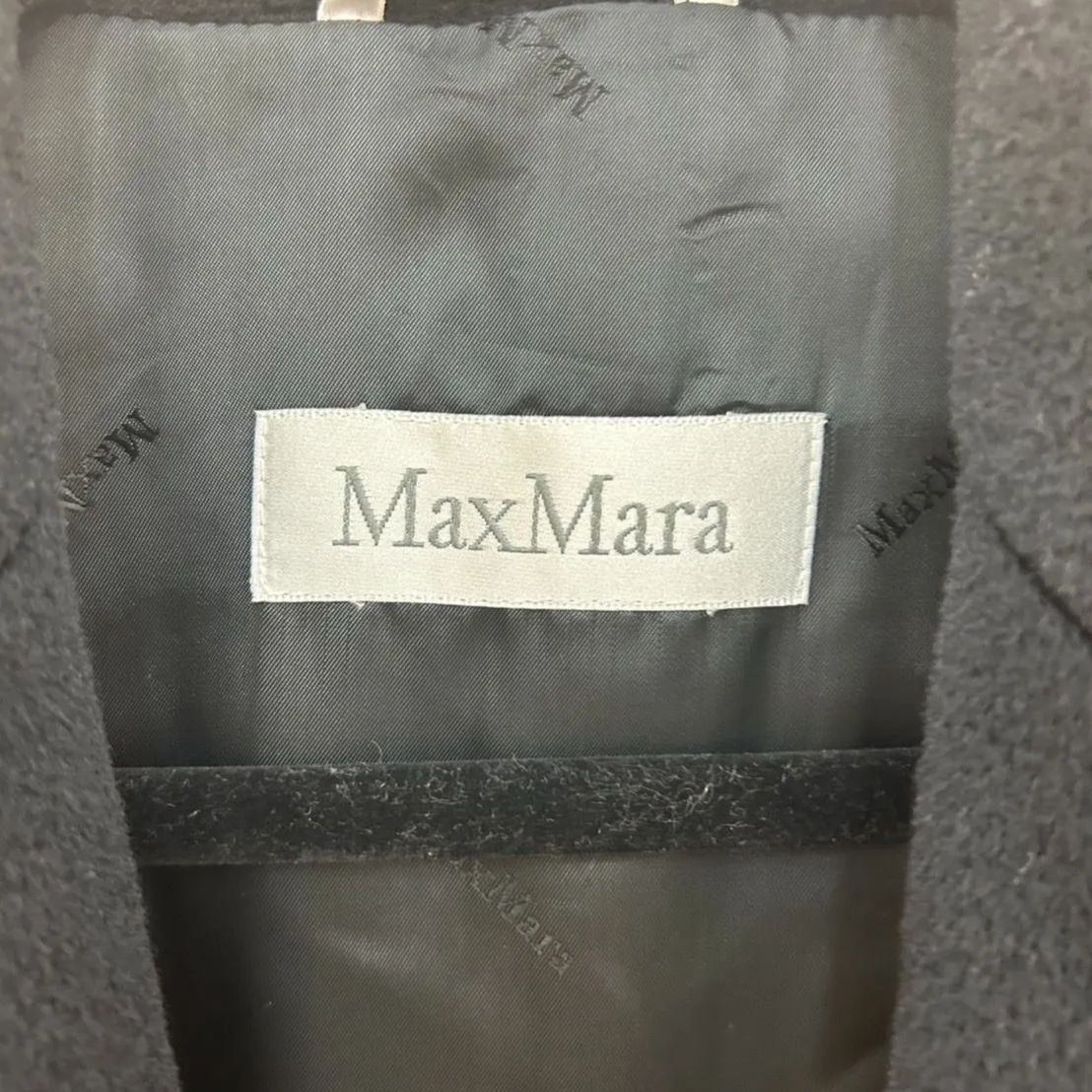 マックスマーラ Max Mara  RN73136 ロングコート 黒 40 カシミヤ コート ステンカラー アウター ブランド 高級感 防寒 ランクA 売れ筋商品|||アパレル 【中古】 マックスマーラ Max Mara ロングコート ブラック Max&co. マキシ