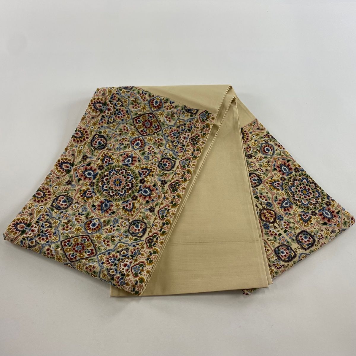 未着用　袋帯　相良刺繍　金駒刺繍　蜀江紋　花紋　着物　043a p 袋帯 美品 逸品 華文 蜀江文 金糸 相良刺繍 ベージュ 六通 正絹