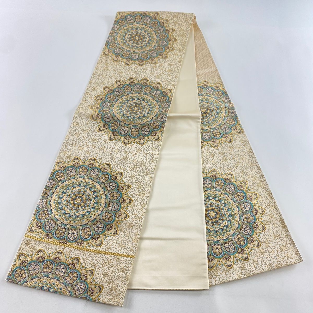 美品】 袋帯 逸品 河合美術織物 落款 京西陣織 華文 花唐草 金糸