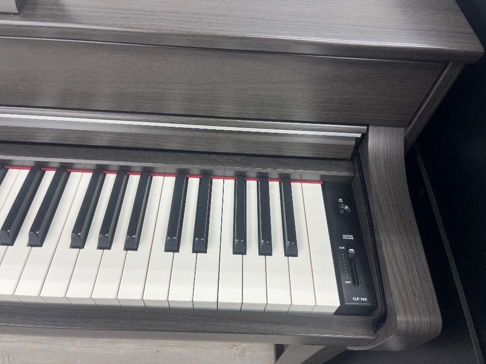 ☆77118【電子ピアノ】YAMAHA CLP745DW 21年製 ☆77118【電子ピアノ