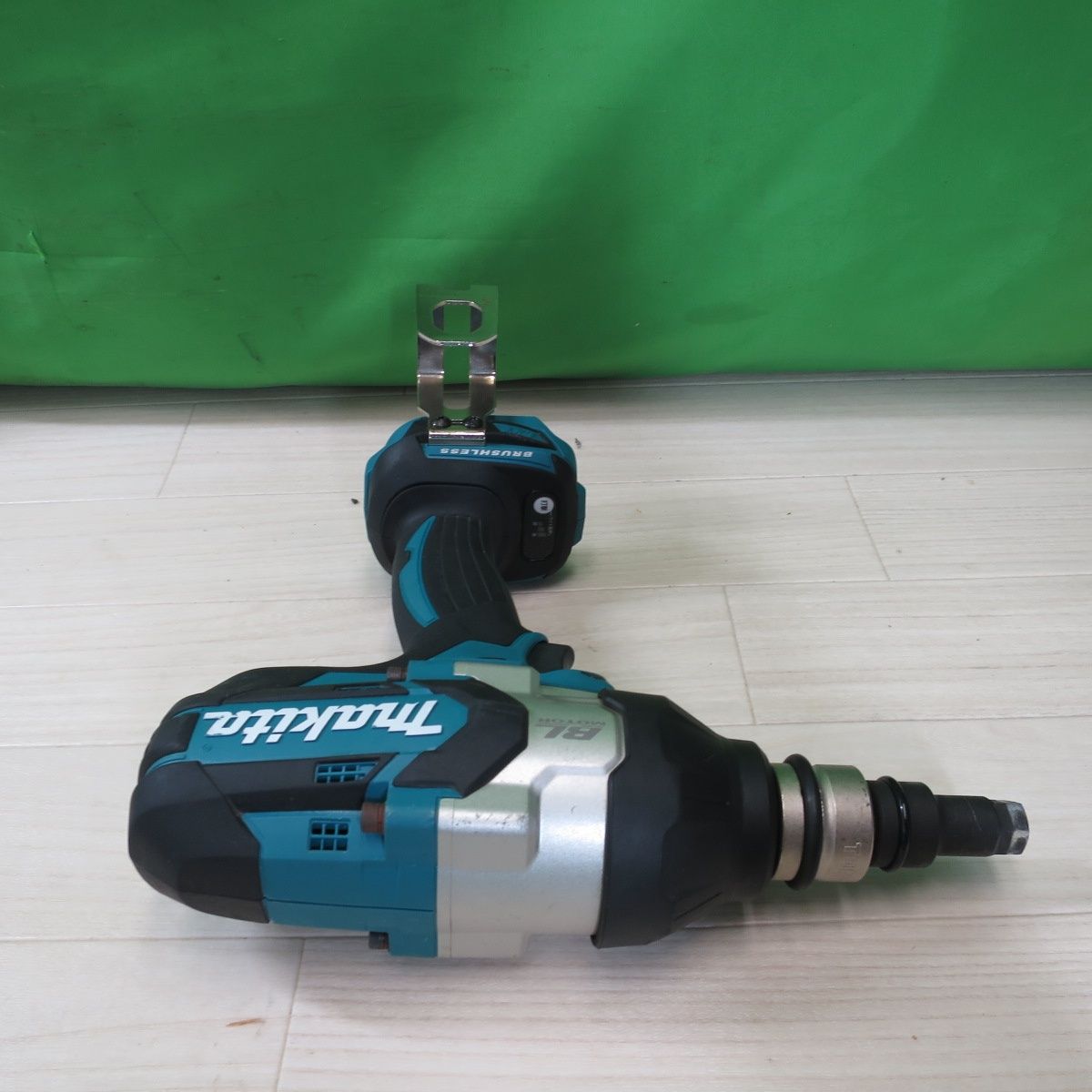 レンチ 18V