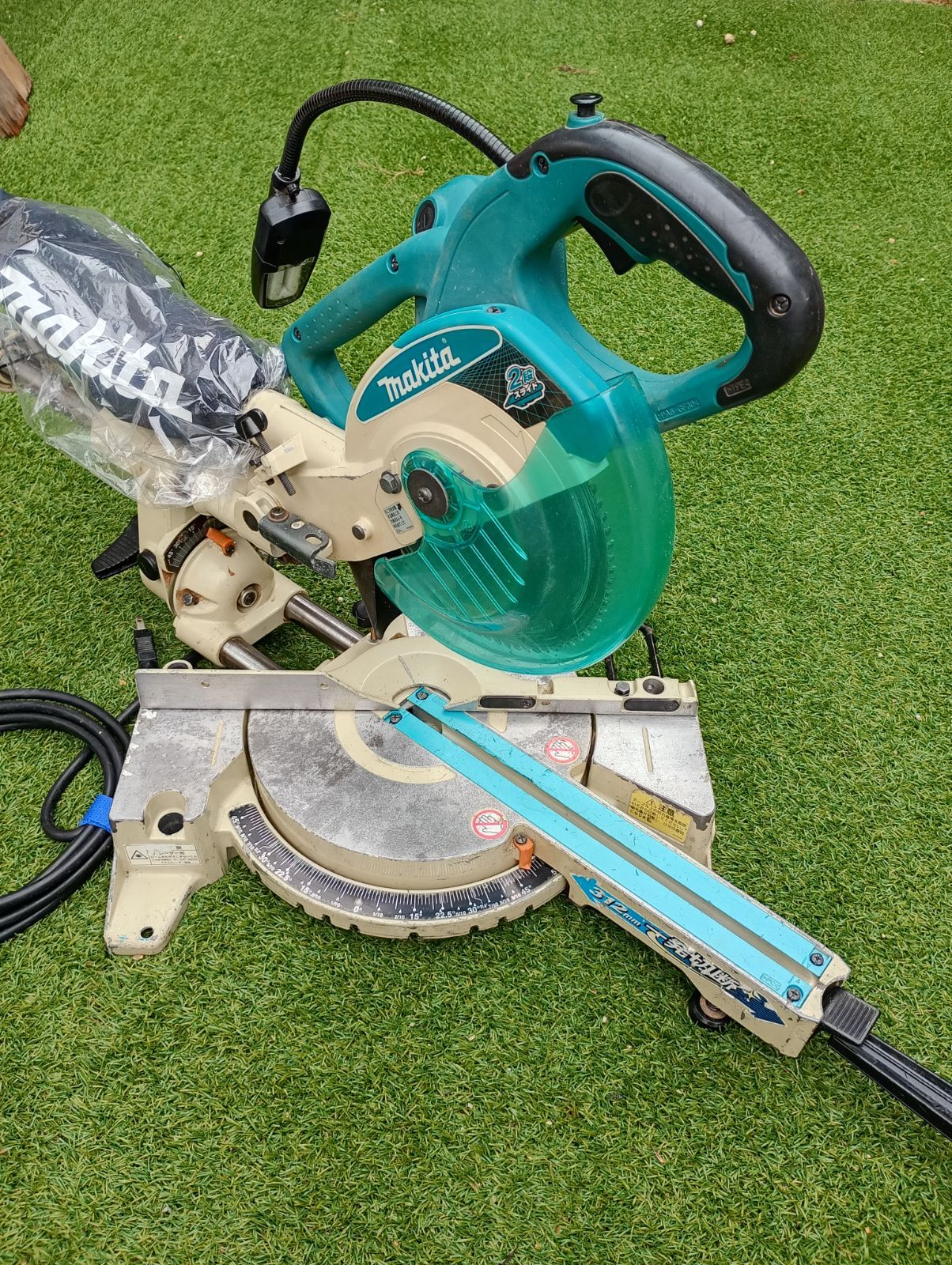 発展 マキタ スライドマルノコ LS0716F ライト付き