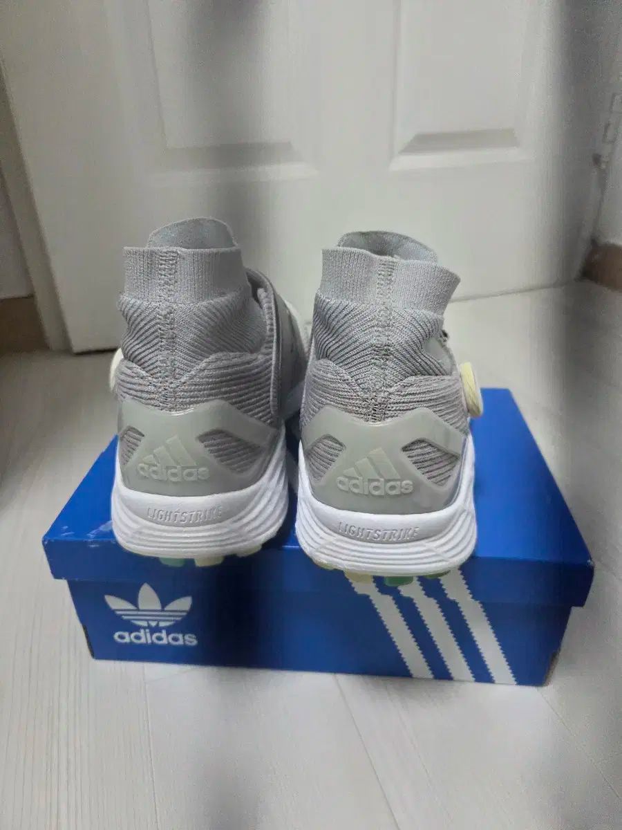 メンズゴルフシューズ