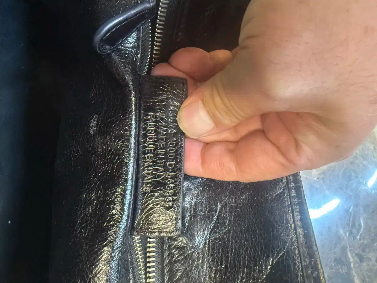 BALENCIAGA バレンシアガ