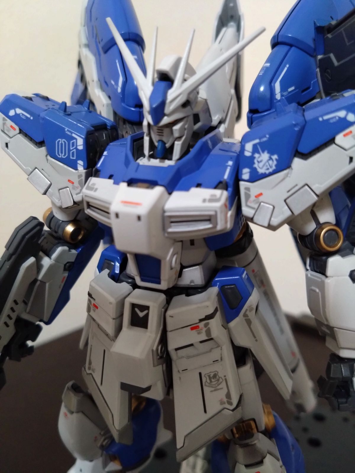 RG Hi-νガンダム 全塗装完成品 - メルカリ