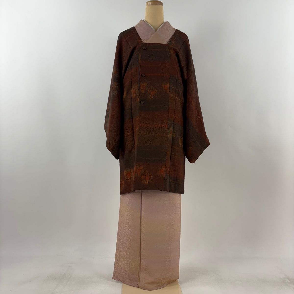 道行 身丈91cm 裄丈66cm M 和装コート 角衿 草花 横段 赤茶 正絹 秀品