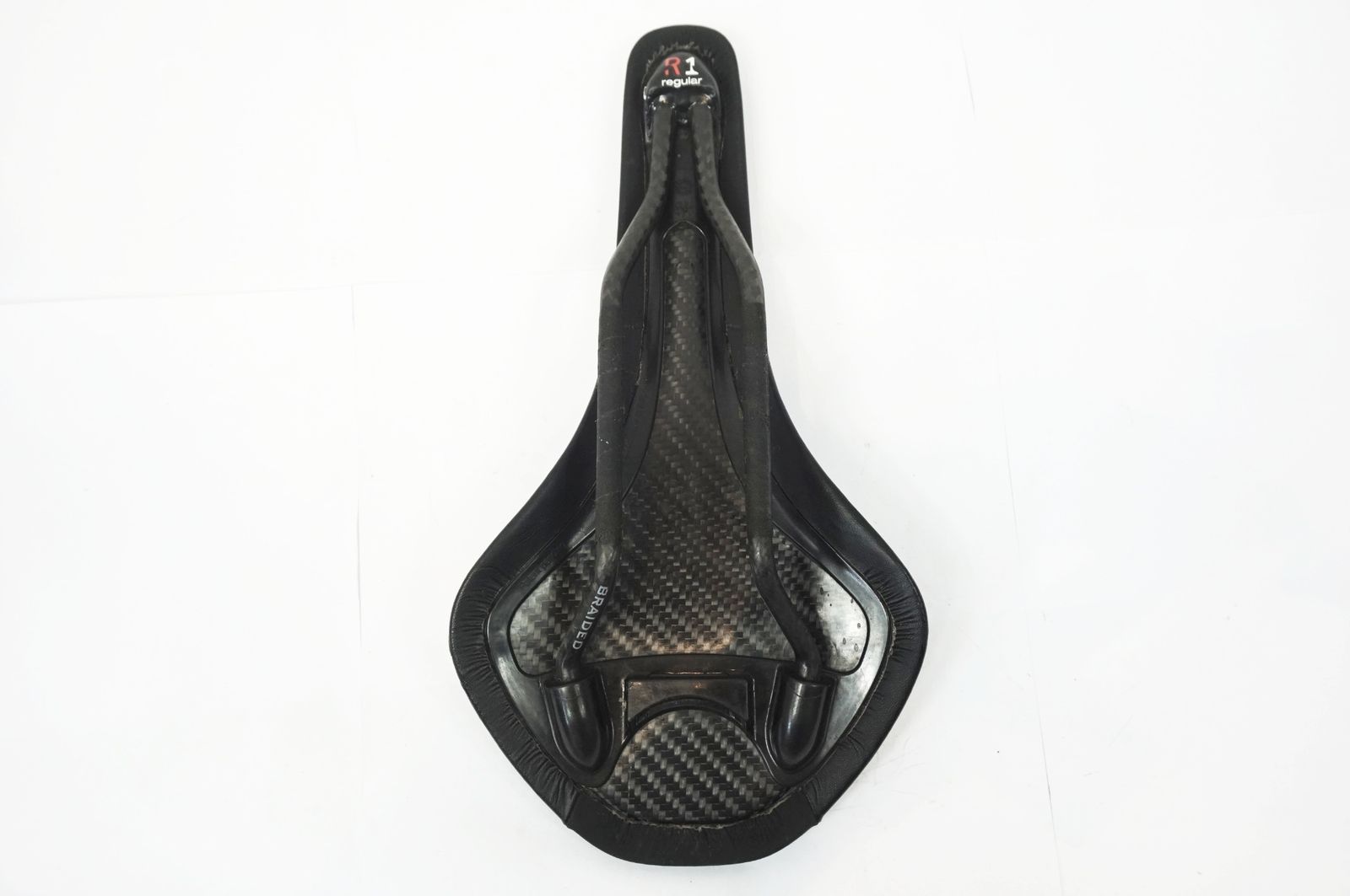 FIZIK 「フィジーク」 ANTARES R1 カーボンレール サドル