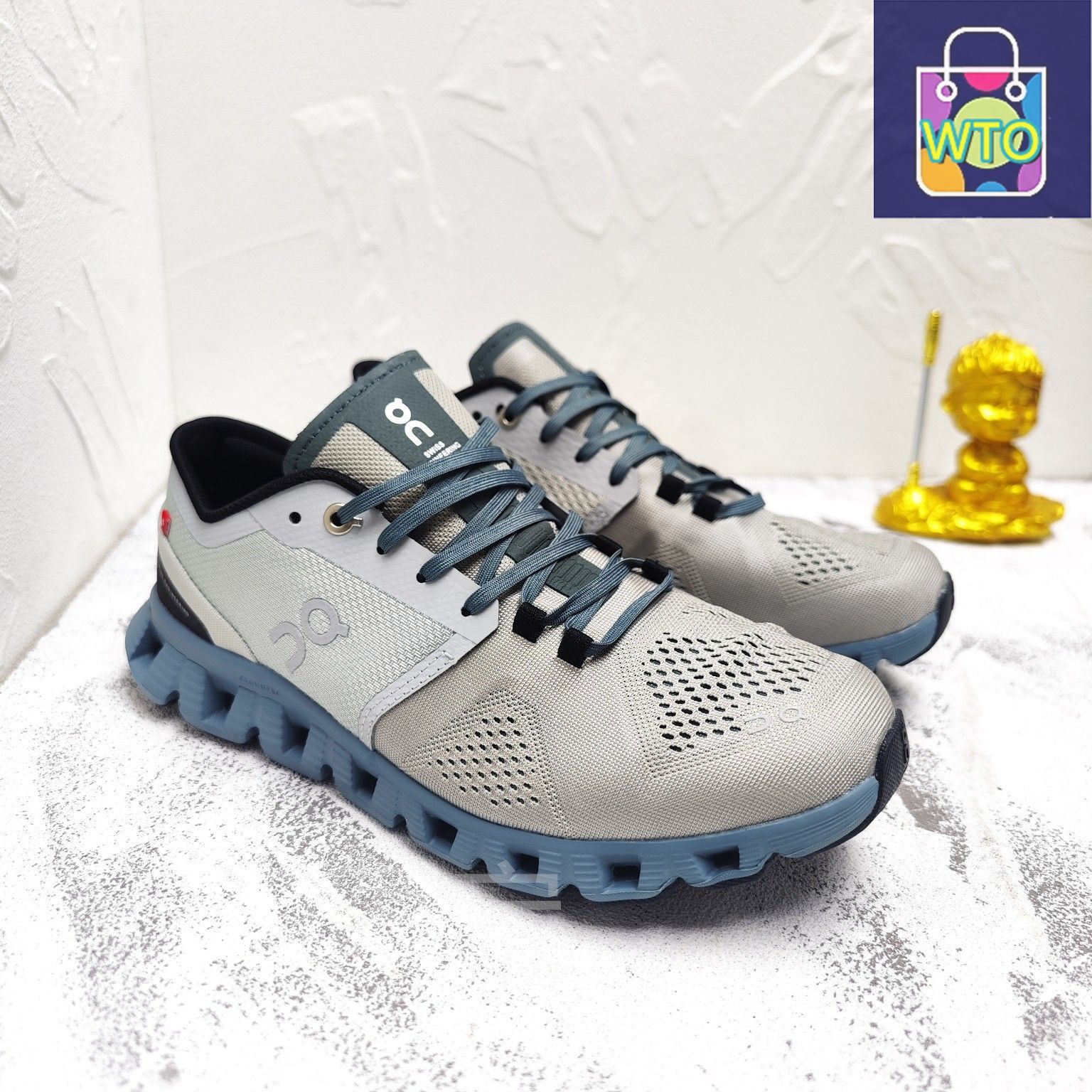 On Cloud X Sneakers オン クラウドX ジョギング スポーツ