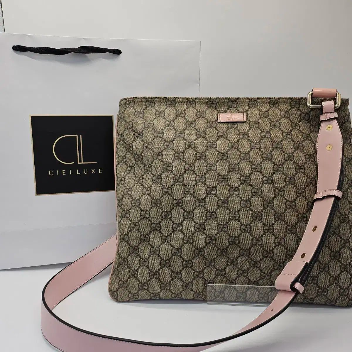 正規品 GUCCI グッチ PVC メッセンジャーバッグ クロスバッグ ピンク