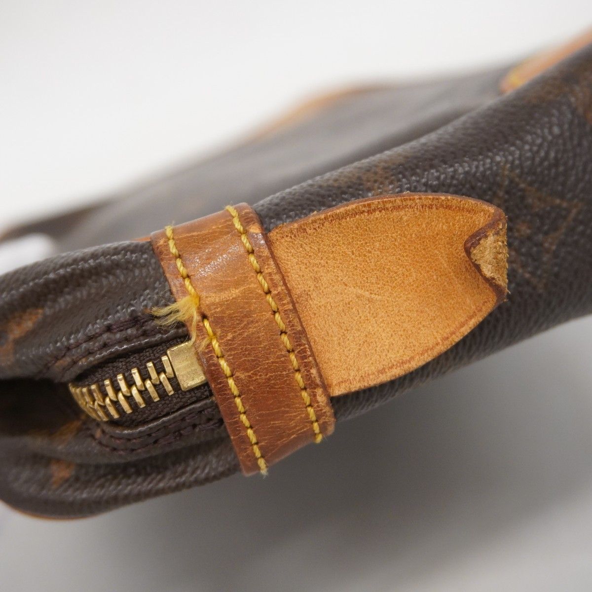 5hb0458-h】ルイヴィトン クラッチバッグ モノグラム コンピエーニュ28  