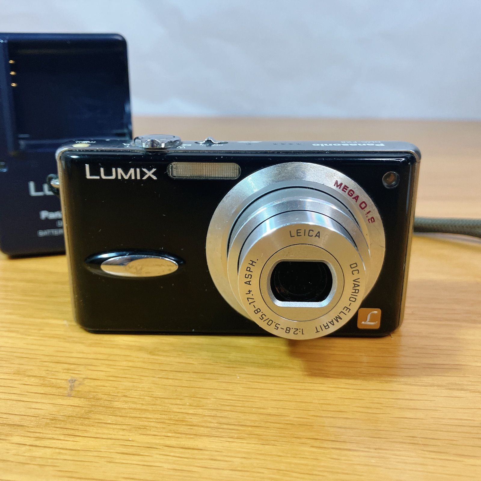 Panasonic DMC-FX8 コンパクトデジタルカメラ Amazon.co.jp: パナソニック DMC-FX8-K LUMIX グロスブラック : 家電