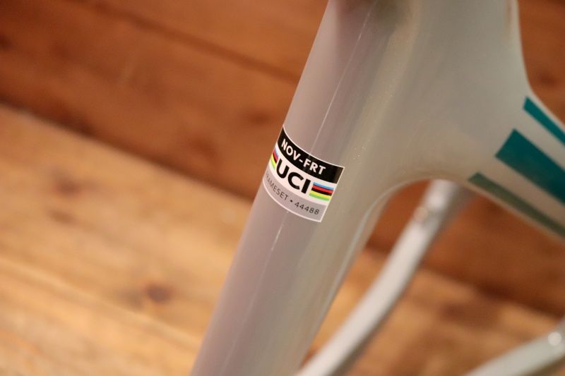 ノバコローナ NOVACORONA フィエルテ Fierte Sサイズ レッド 2023