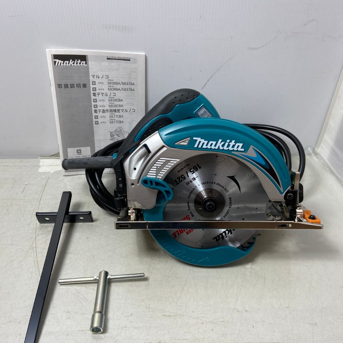 マルノコ キワ切マルノコ 電動ノコギリ マキタ 刃径190mm/切込64mm アルミベース5840BA マキタ 電気マルノコ 刃径190mm 100V ＜5837BA＞切込深さ