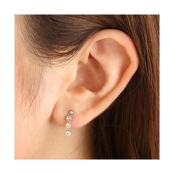 ホワイトゴールド 0.6ctダイヤモンド3ストーンピアス