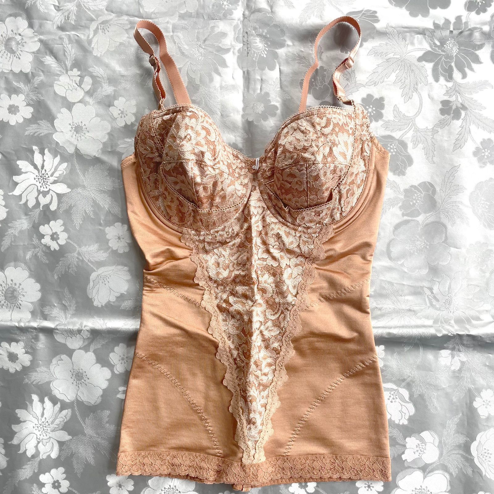 【グラント・イーワンズ】補正下着・ビスチェ 美品！E80 即購入OK❣️ グラント・イーワンズ】補正下着・ビスチェ 美品！E80 即購入OK