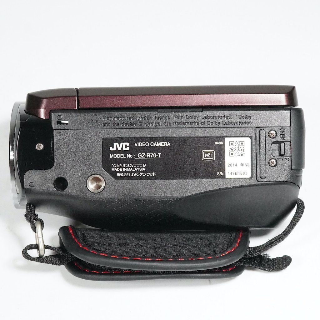 Victor/ビクター GZ-E700-R（レッド）　Everio/エブリオ Amazon | Everio（エブリオ） GZ-E700-R [32GBハイビジョンメモリー