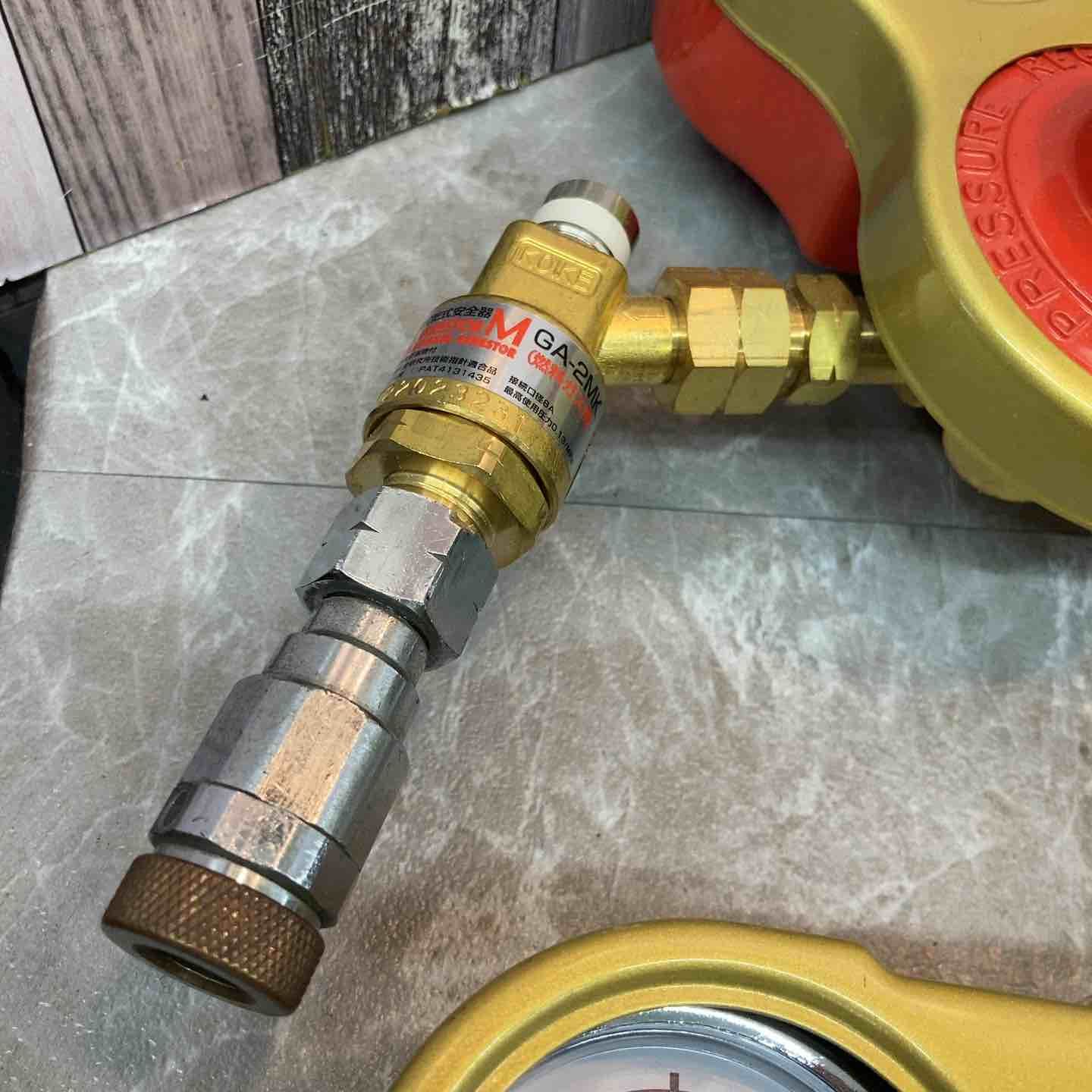 レギュレーター