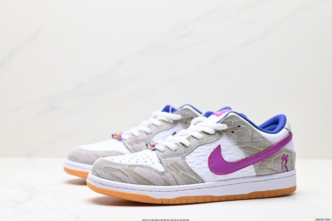 Rayssa Leal x Nike SB Dunk Low PRM