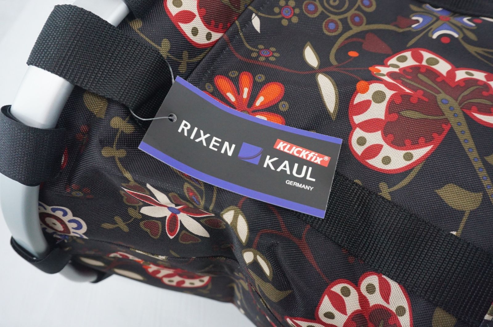 RIXEN-KAUL リクセンカウル