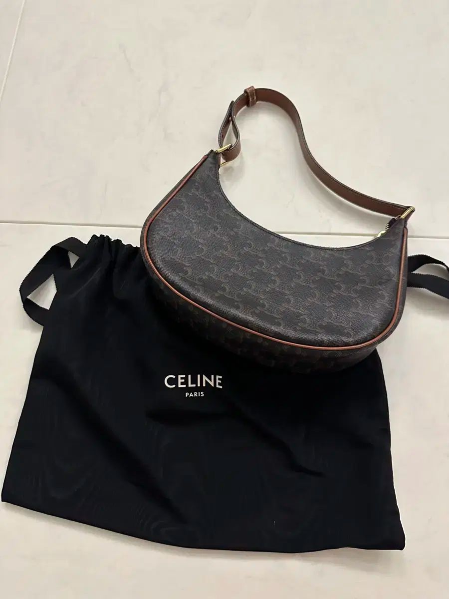 Celine セリーヌ アババッグ ミディアム
