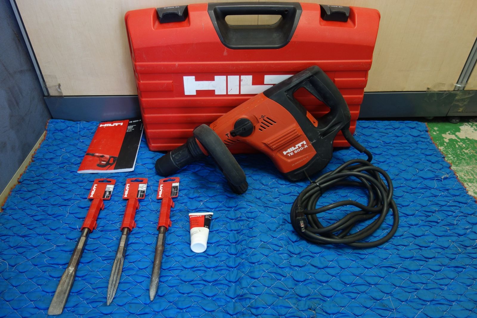 送料無料] 付属品付き☆HILTI ヒルティ 電動 ハンマー TE500-X