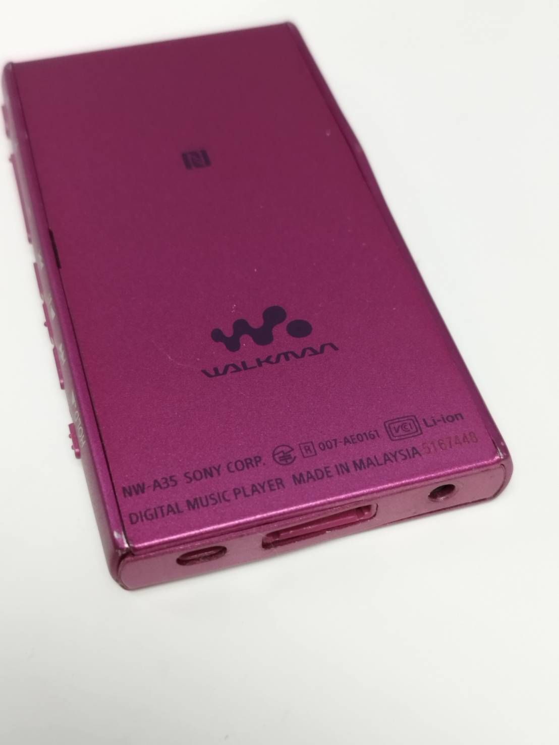 Sony NW-A35 ウォークマン　ボルドーピンク Amazon.co.jp: ソニー ウォークマン Aシリーズ 16GB NW-A35
