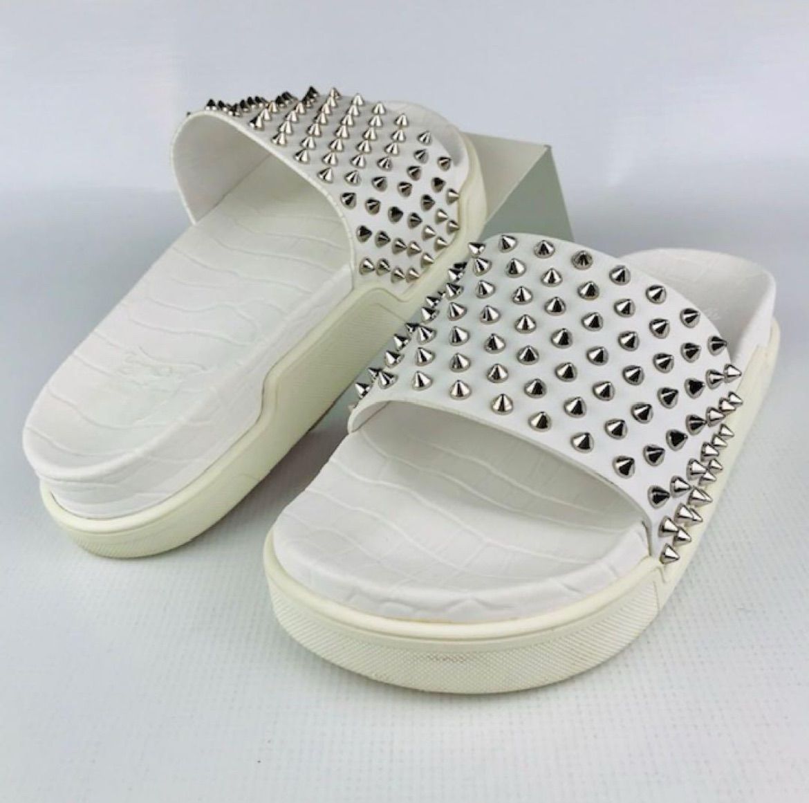 クリスチャンルブタン スタッズラバーサンダル 41 Christian Louboutin