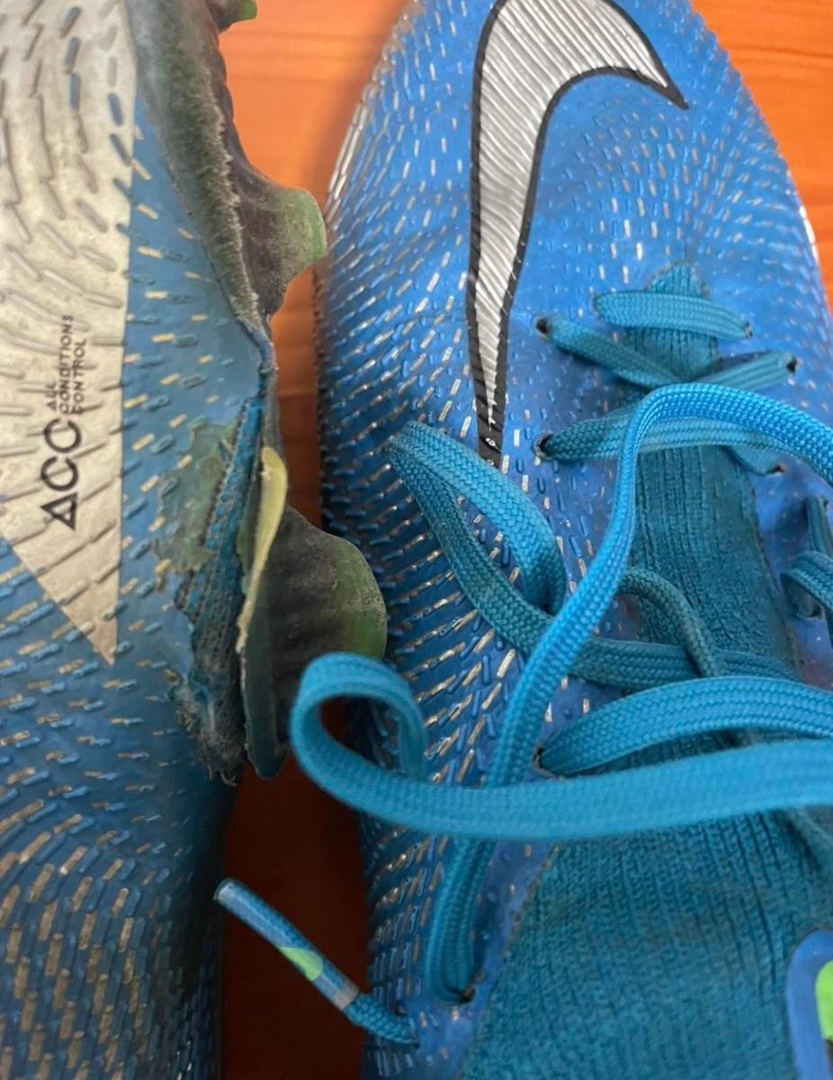 【Bunjang商品韓国直送】NIKE(ナイキ) エリート サッカーシューズ