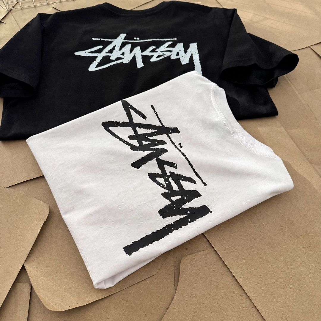 AUS発![STUSSY]♦ロゴプリント/半袖Tシャツ AUS発![STUSSY]♢ロゴプリント/半袖Tシャツ