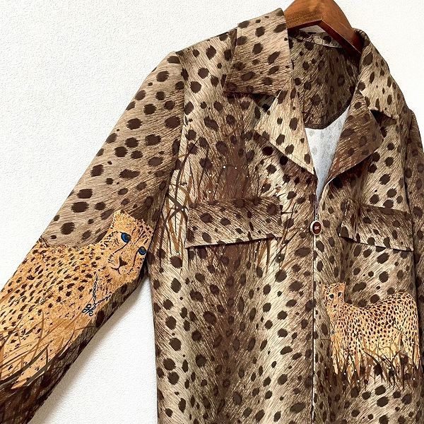伊太利屋·ヒョウ柄·ジップアップコート·11号 伊太利屋 ヒョウ柄トップス11号 伊太利屋·ヒョウ柄·ジップアップコート